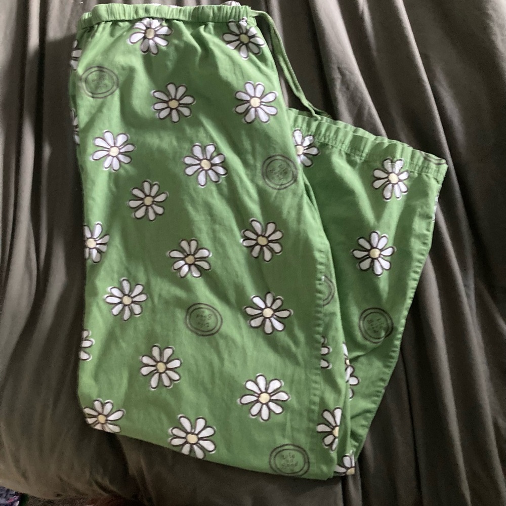 Life is Good , daisies, pajama bottom